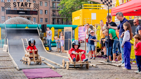 Zeepkistenrace op de Grote Markt van Kortrijk