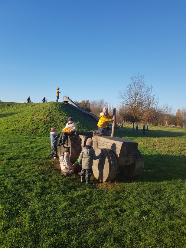 landschapspark De Warande met speelheuvel